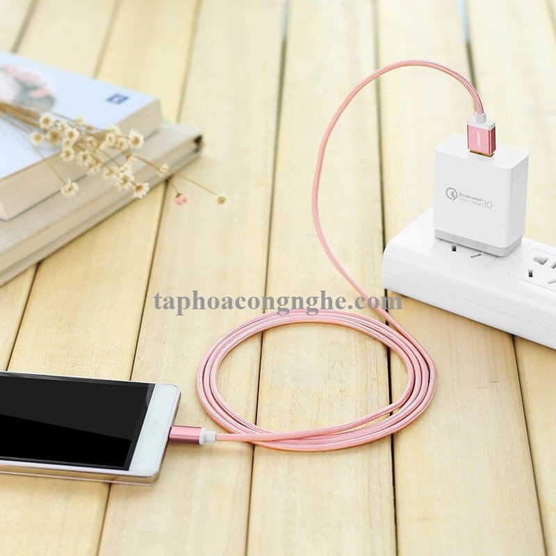 Ugreen 30664 0.5M màu Hồng Cáp sạc truyền dữ liệu USB 2.0 sang MICRO USB đầu mạ vàng US134 30030664